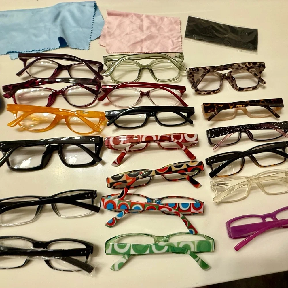 19 Pairs Of Reader Glasses! See Pics ALL PICS for more info. AMAZING DEAL!!